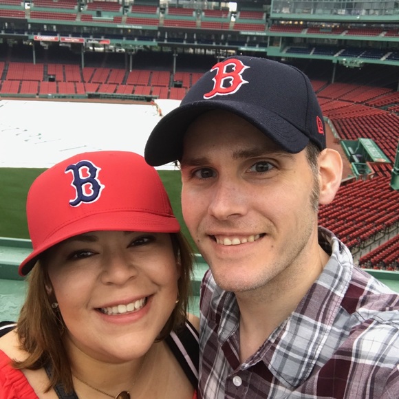 CLOSET CLEAROUT - Picture 5 of 8